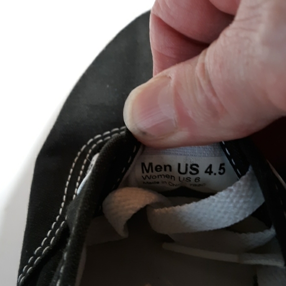 Van's old skool black low top womans 6 mens 4.5 - Picture 5 of 5